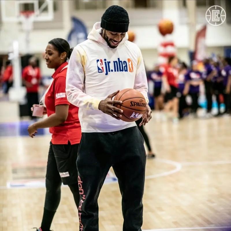 官方：意大利裁判马萨将执法欧冠第6轮巴萨vs法兰克福