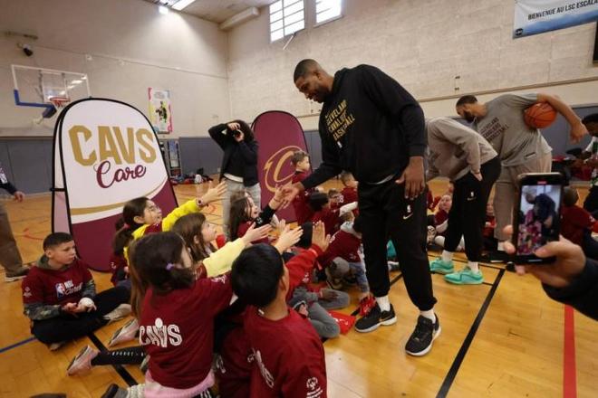 前场压迫价 前场压迫价